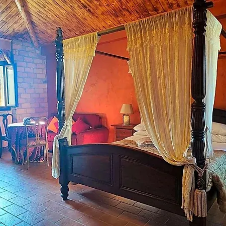 Il Feudo Dei Pierleoni Hotell