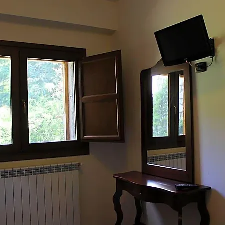 Il Feudo Dei Pierleoni Hotell