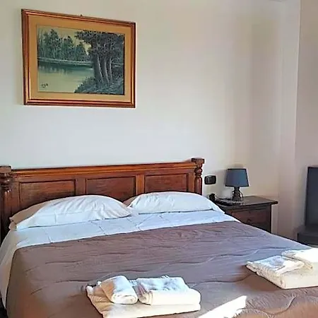Il Feudo Dei Pierleoni Hotell Cerchio